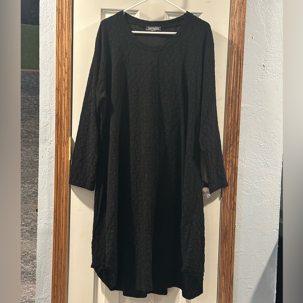 Transparente Black Label Textured Dress